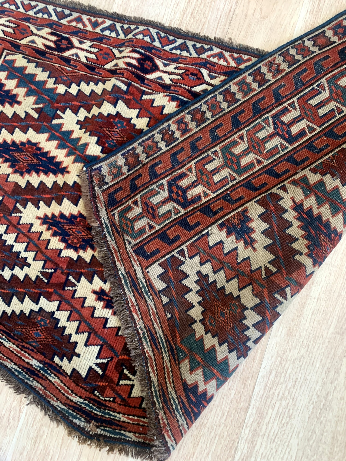 Handmade antique Turkmen Asmalik rug in original good condition. The rug has been made in the end of 19th century in Turkmenistan. All dyes on the rug are natural. This rug is collectible piece.