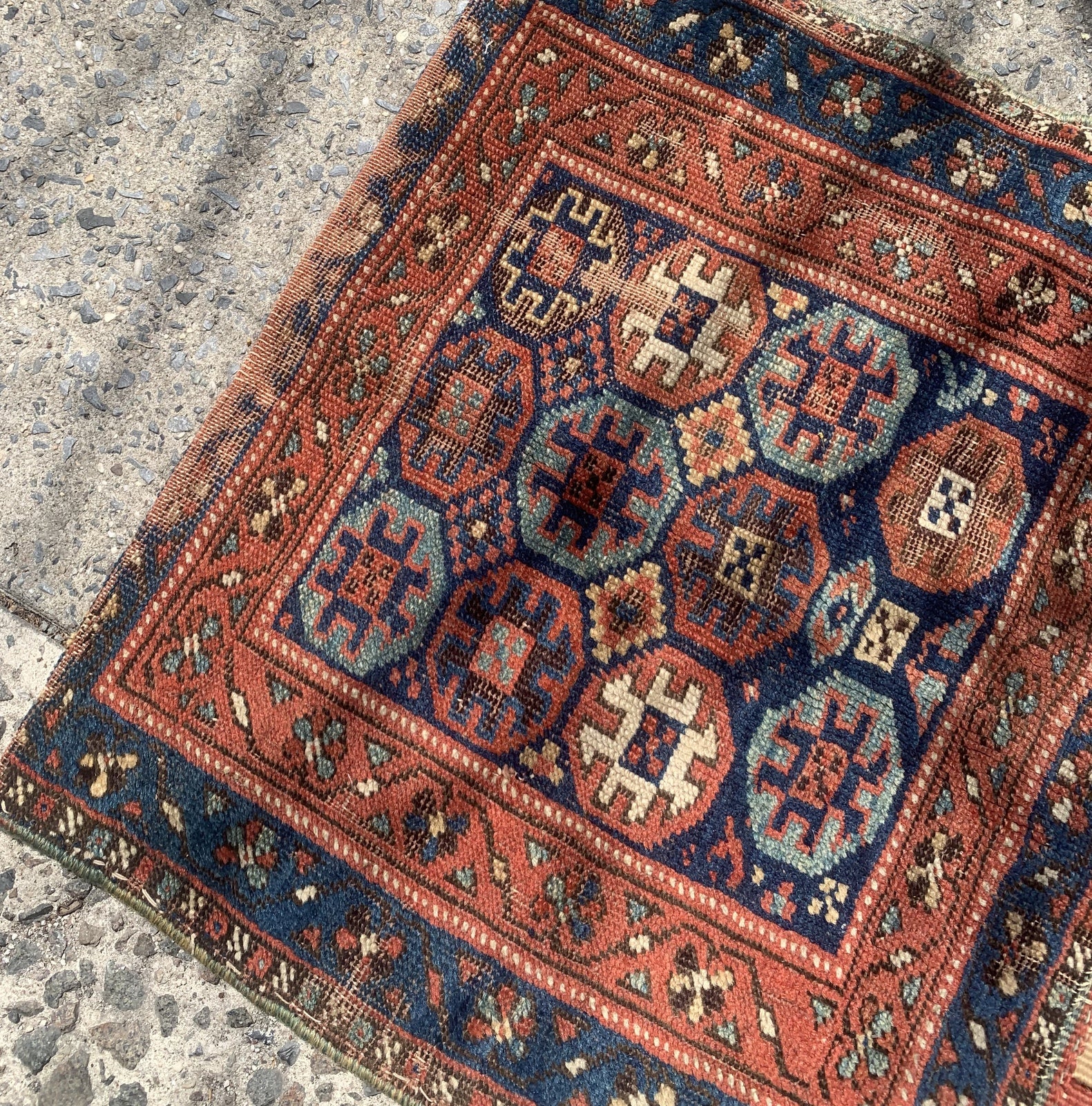Handmade antique collectible Persian Kurdish bag 1880s
