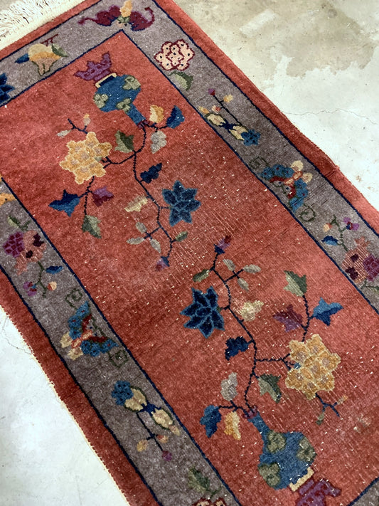 Handmade antique Art Deco Chinese rug 1920s