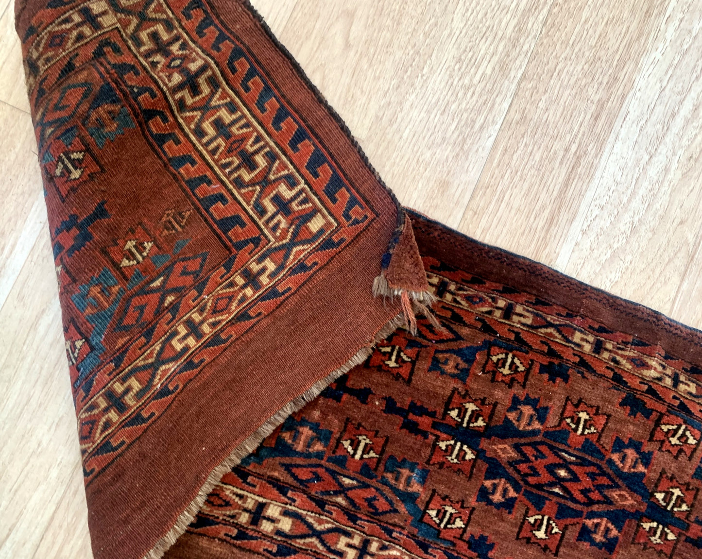 Handmade antique collectible Turkmen Yomud rug 1880s
