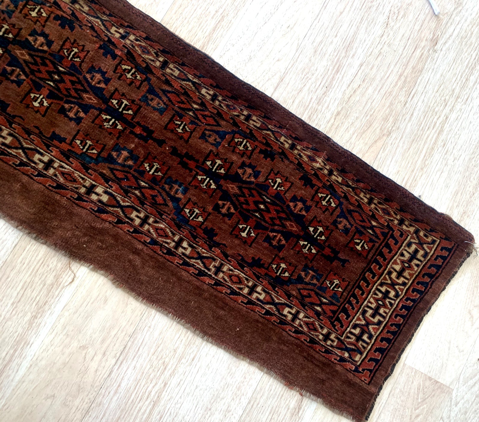 Handmade antique Turkmen Yomud torba in original good condition. The rug has been made in the end of 19th century in Turkmenistan. All dyes on the rug are natural. This rug is collectible piece.