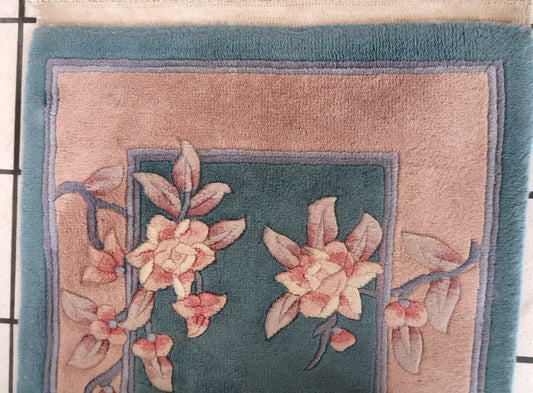 Handmade vintage Art Deco Chinese rug 1970s