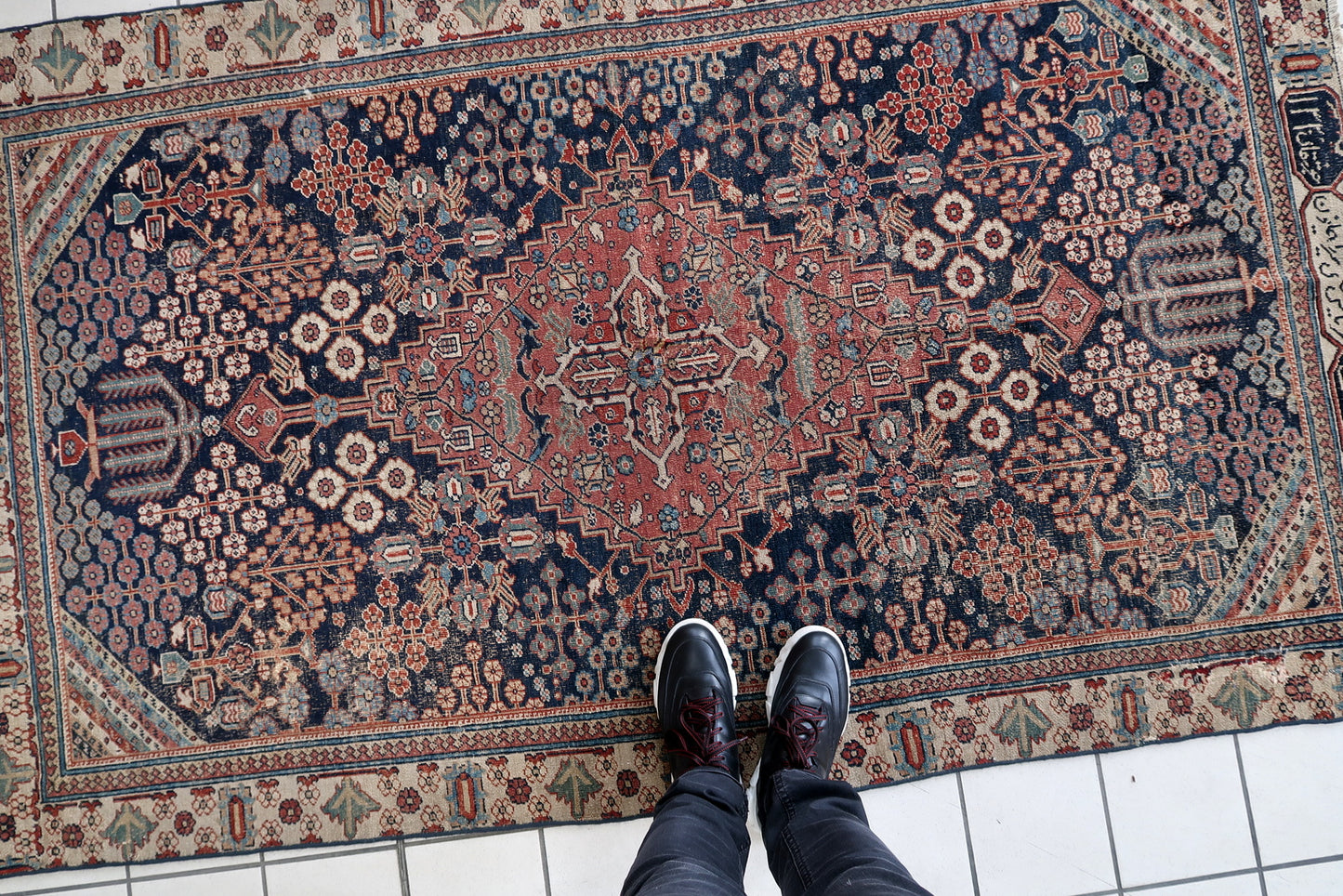 Handmade antique Persian distressed Jozan rug 4.1' x 7.1' (127cm x 217cm) 1900s - 1C1054
