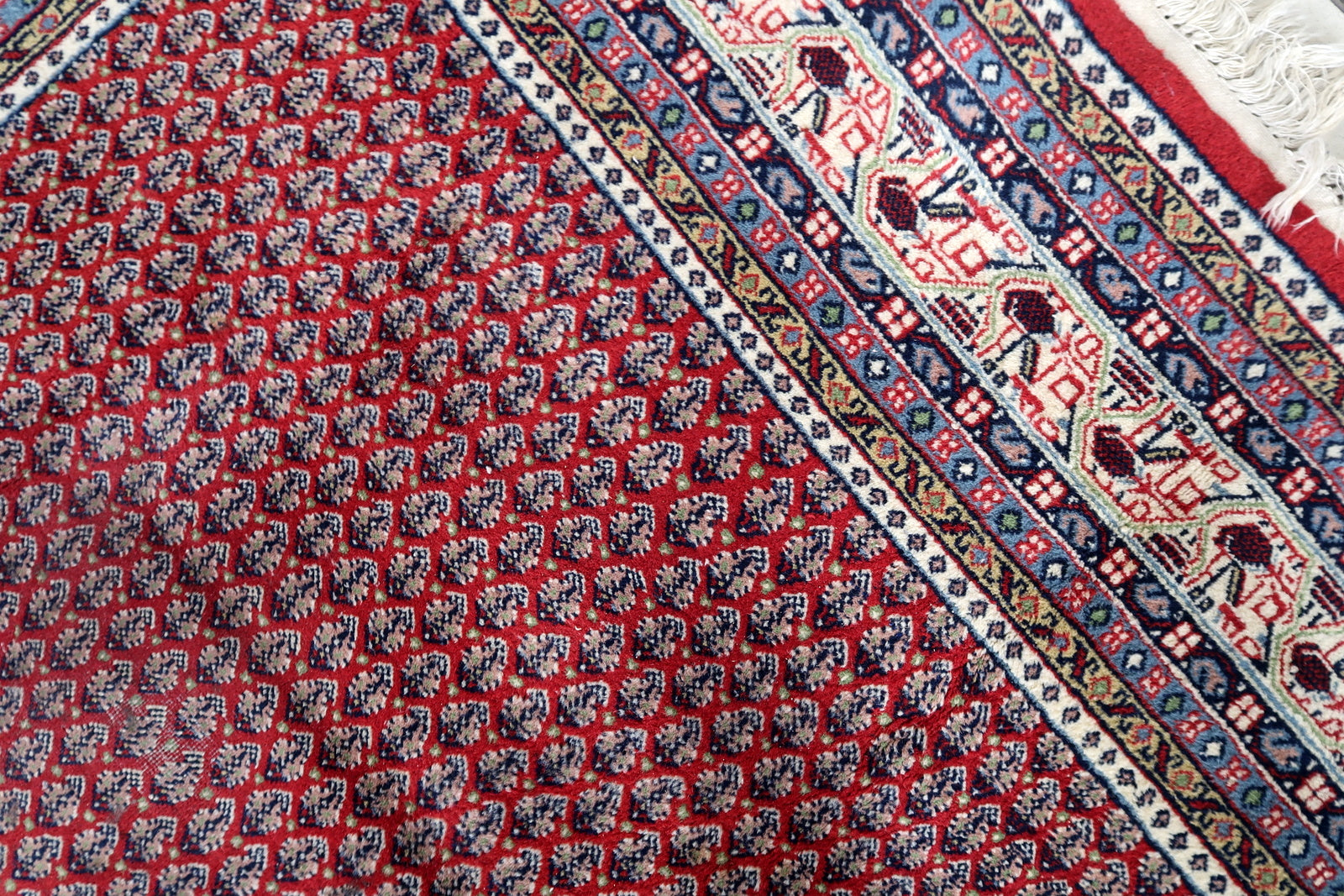 Handmade vintage Indian Seraband rug 1970s
