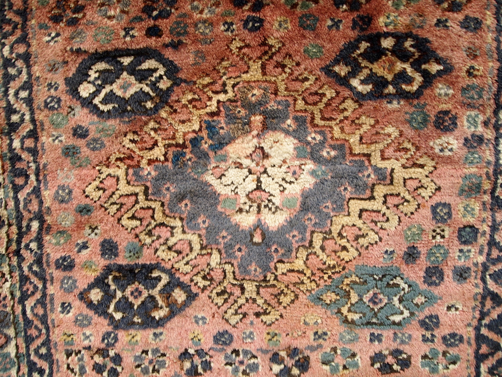 Handmade antique Persian Kurdish bag face 2.6' x 3.1' (79m x 95cm) 1930s - 1C287 - One Royal Art