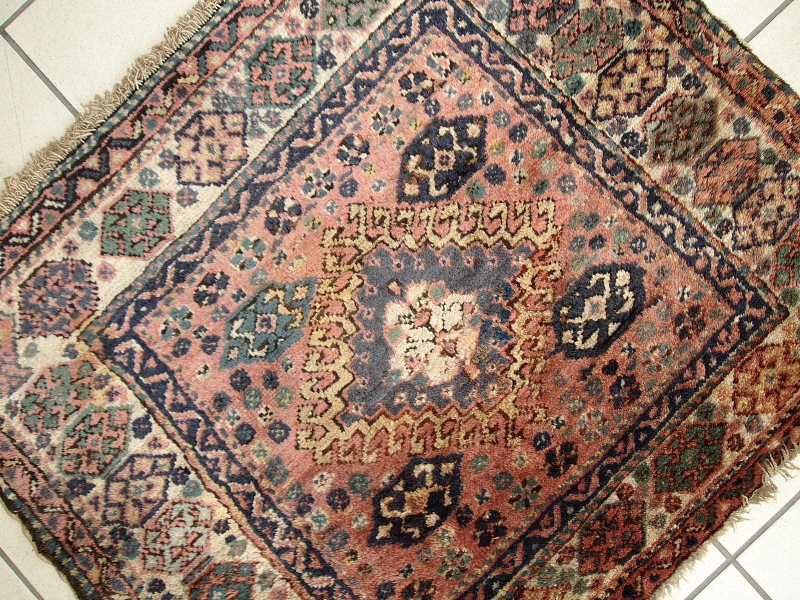 Handmade antique Persian Kurdish bag face 2.6' x 3.1' (79m x 95cm) 1930s - 1C287 - One Royal Art