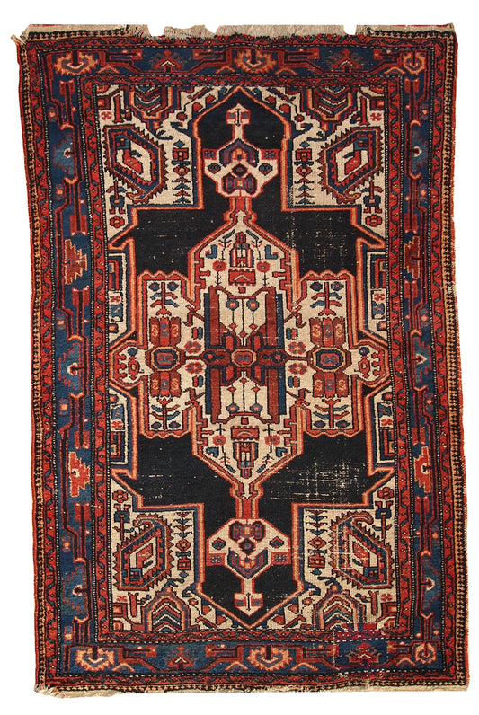 Handmade antique Persian Hamadan rug 3.9' x 5.9' (120cm x 180cm) 1920s - 1C321