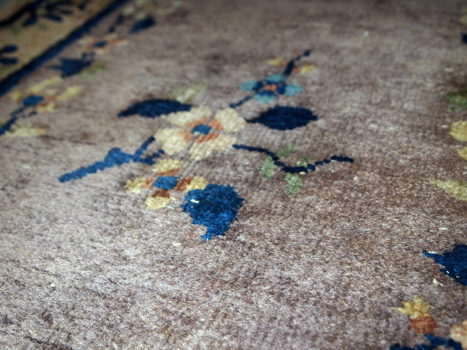 Handmade antique Art Deco Chinese rug 2.2' x 3.7' (67cm x 114cm) 1920s - 1C354 - One Royal Art