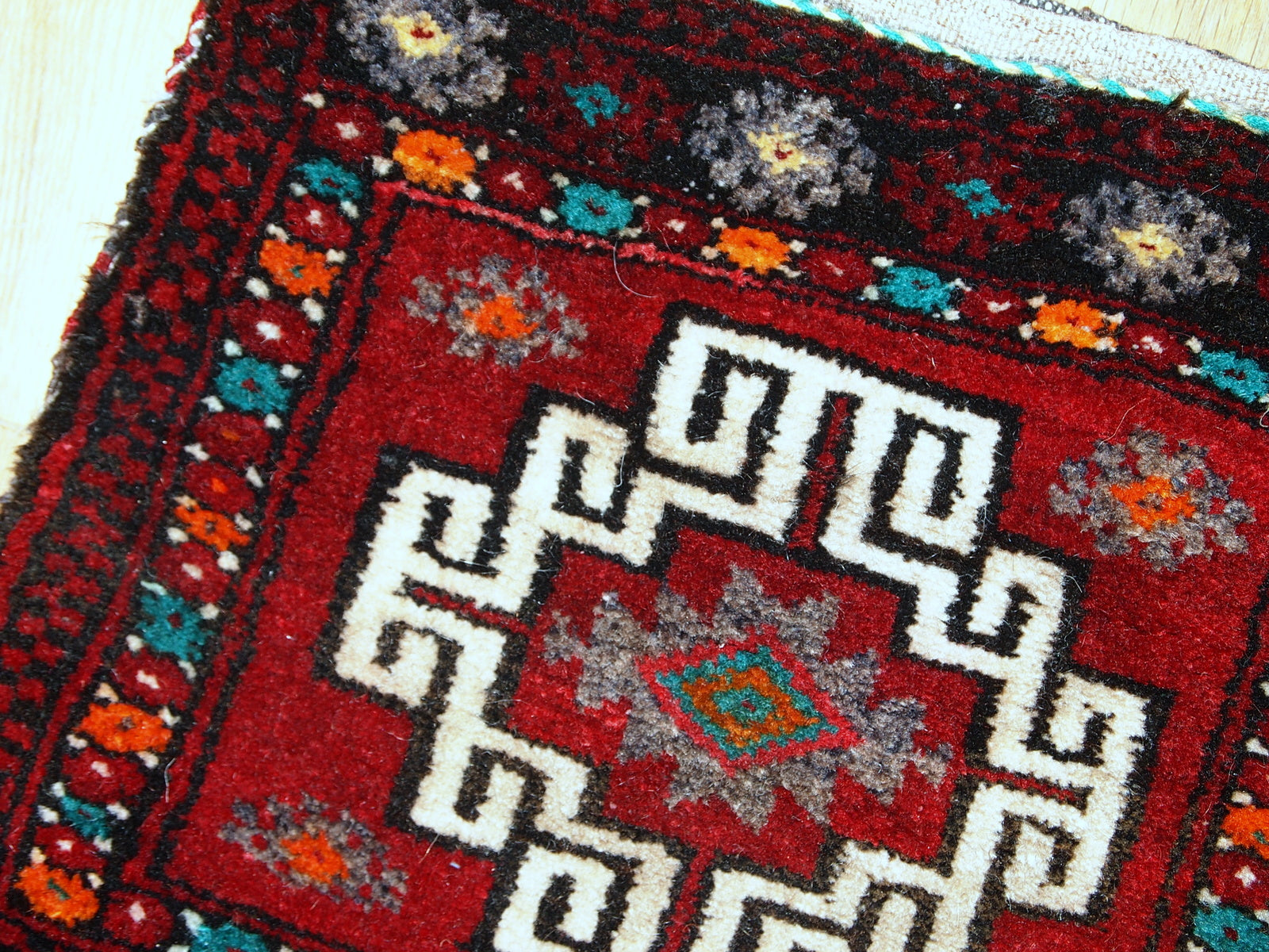 Hand crafted Turkish Anatolian bag in original good condition. The bag is from 1970s in red, orange and turquoise shades.