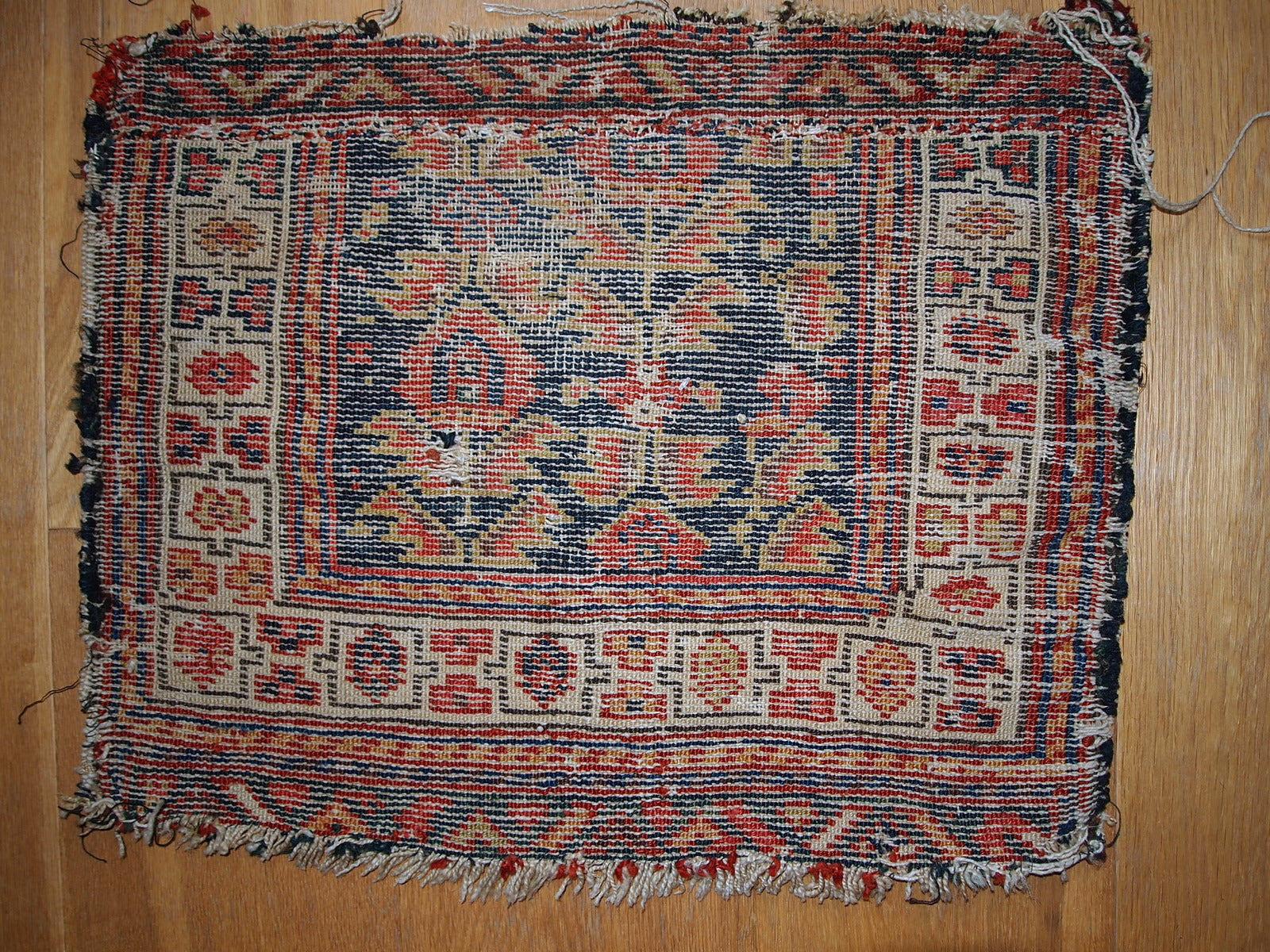 Handmade antique collectible Persian Malayer bag face, 1900s