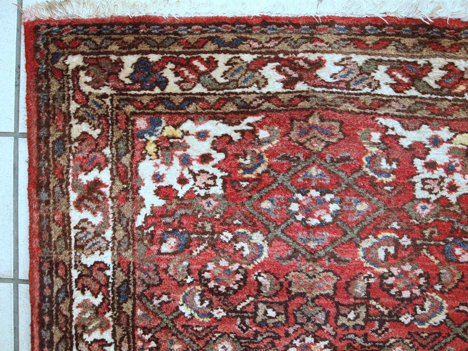 Handmade vintage Persian Hamadan rug 2.4' x 4.3' (75cm x 132cm) 1970s - 1C387 - One Royal Art