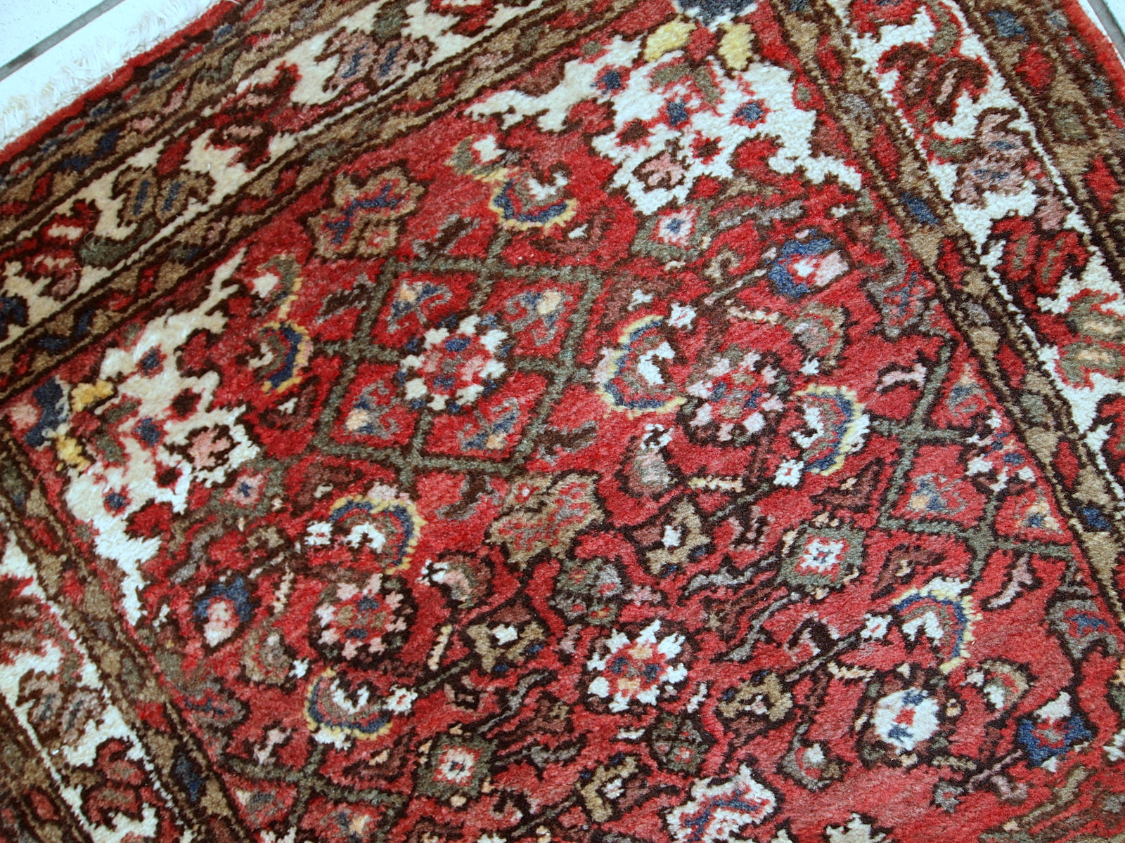 Handmade vintage Persian Hamadan rug 2.4' x 4.3' (75cm x 132cm) 1970s - 1C387 - One Royal Art
