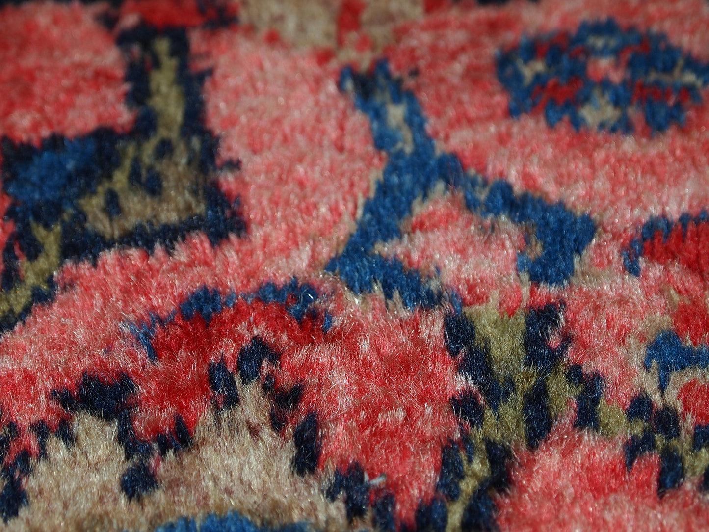 Handmade antique Persian Malayer rug, 1920s