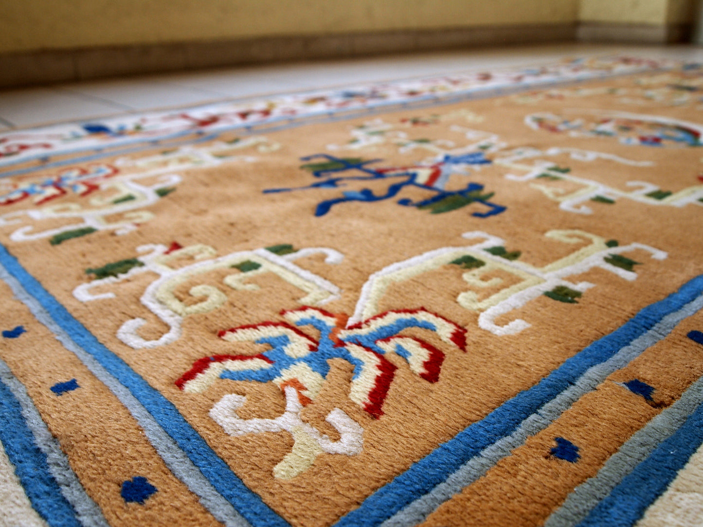 Handmade vintage Art Deco Chinese rug, 1960s