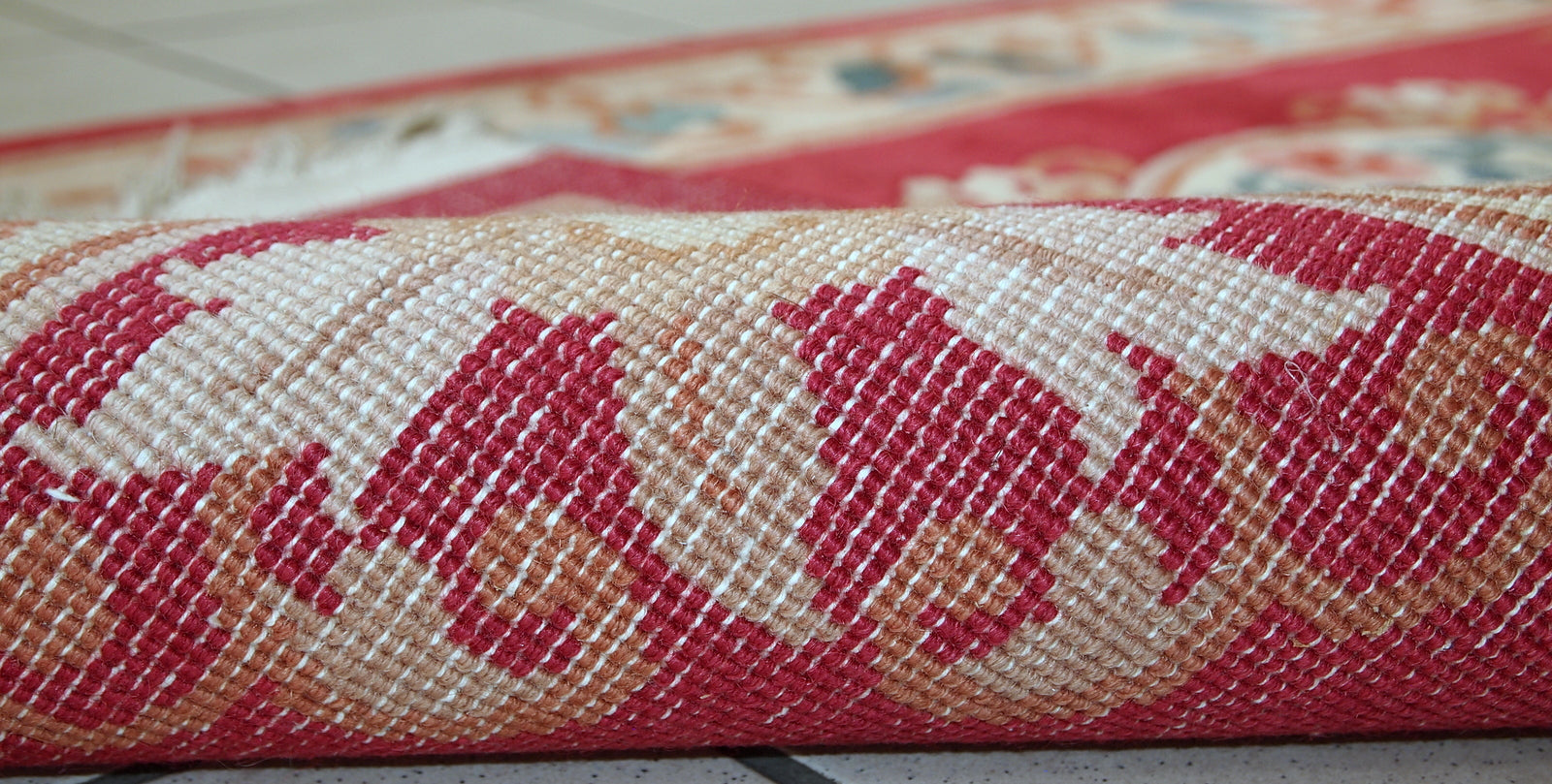 Handmade vintage Art Deco Chinese rug, 1970s