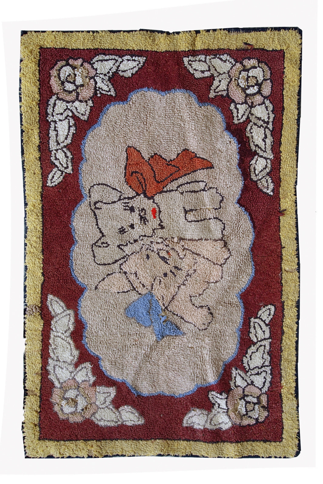 Antique American hooked rug in good condition, from the beginning of 20th century. This rug made in wool.