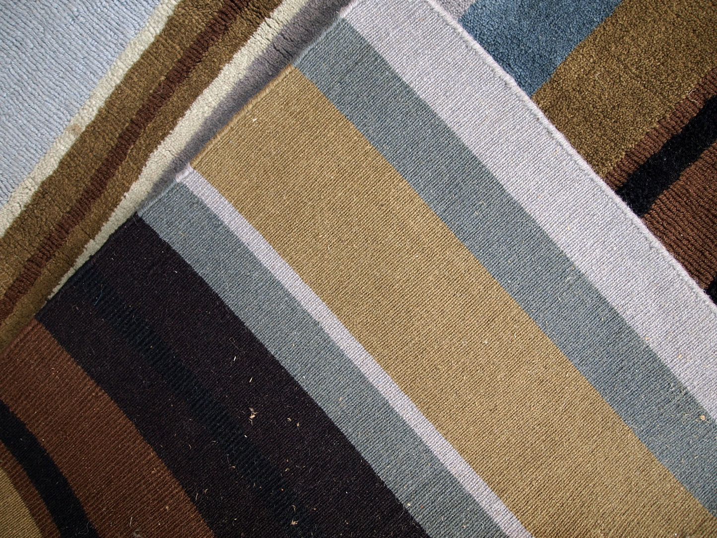 Handmade vintage Indian Modern rug, 1980s