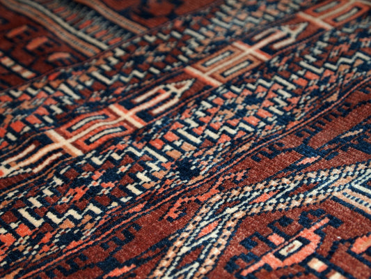 Handmade vintage prayer Turkmen Hachli rug, 1940s