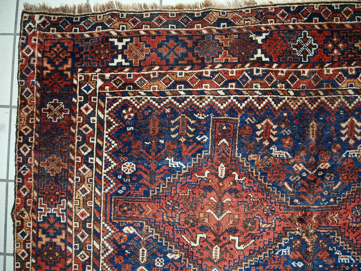 Handmade antique Persian Khamseh rug 6' x 6.4' (156cm x 194cm) 1900s - 1C595