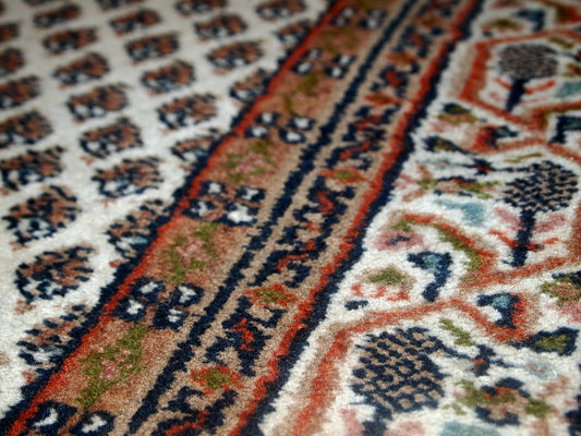Handmade vintage Indian Seraband rug, 1980s