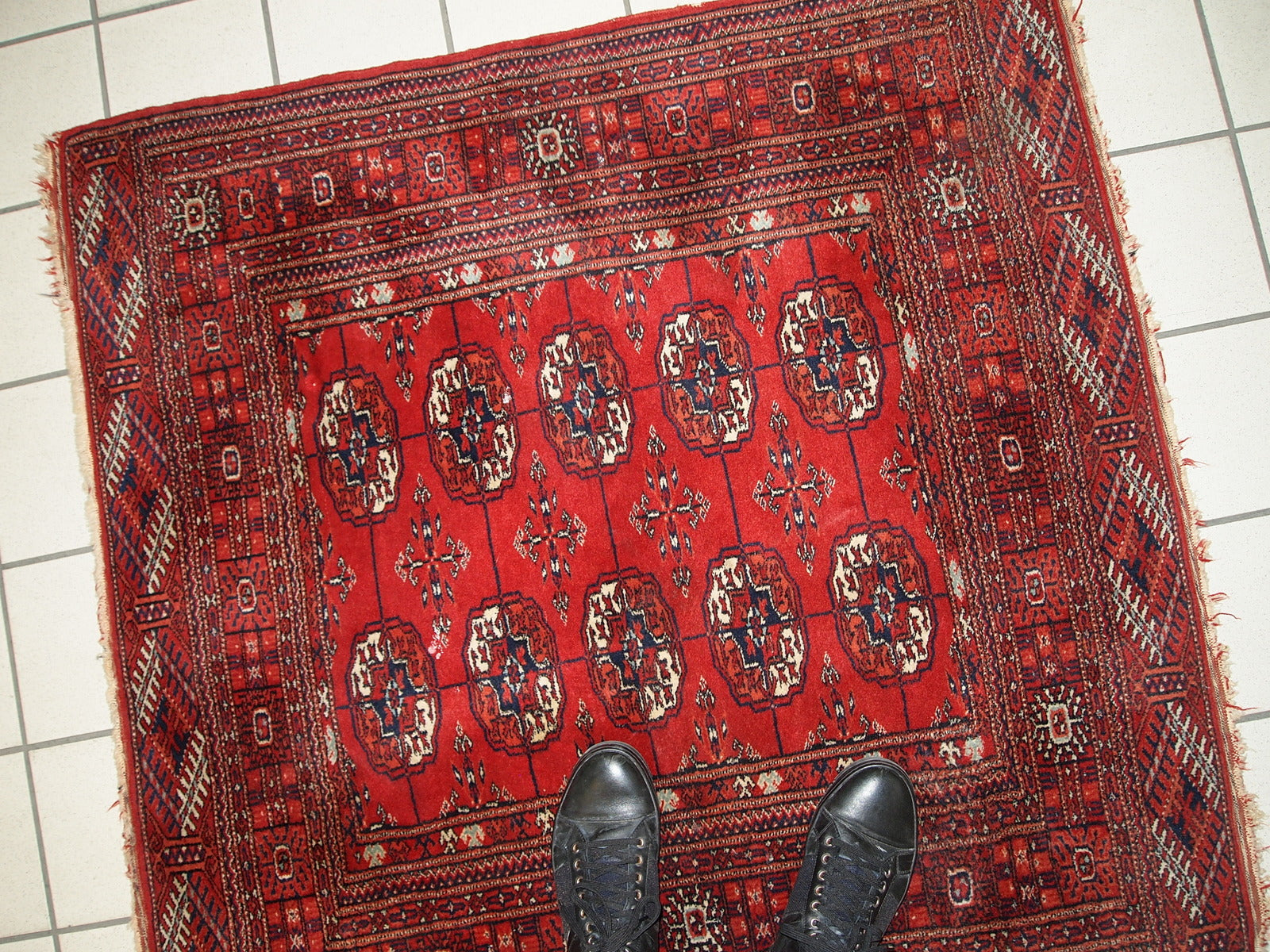 Handmade vintage Turkmen Tekke rug, 1970s