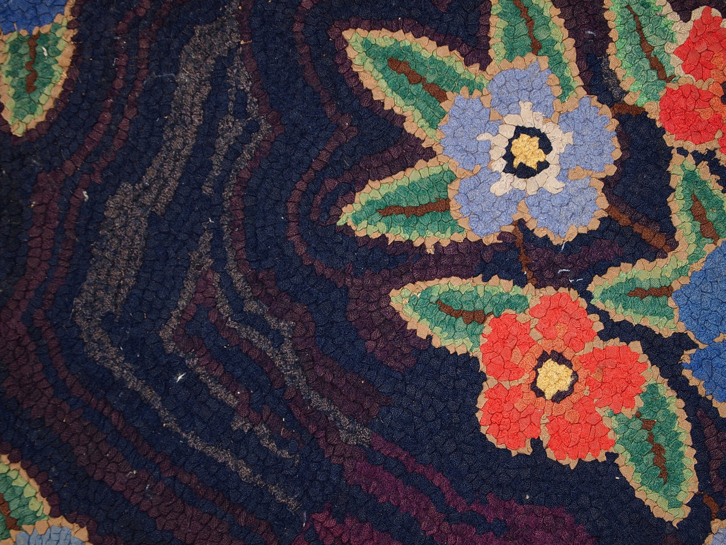 Handmade antique American Hooked rug 3.4' x 5.4' (103cm x 166cm) 1920s - 1C677