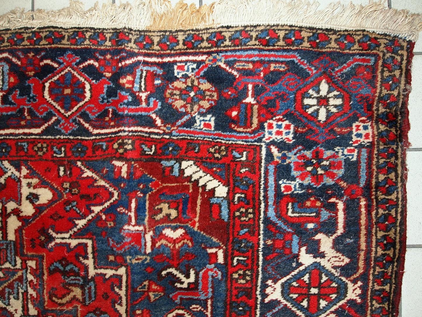 Handmade vintage Persian Heriz rug 8.1' x 11.8' (248cm x 360cm) 1950s - 1C697