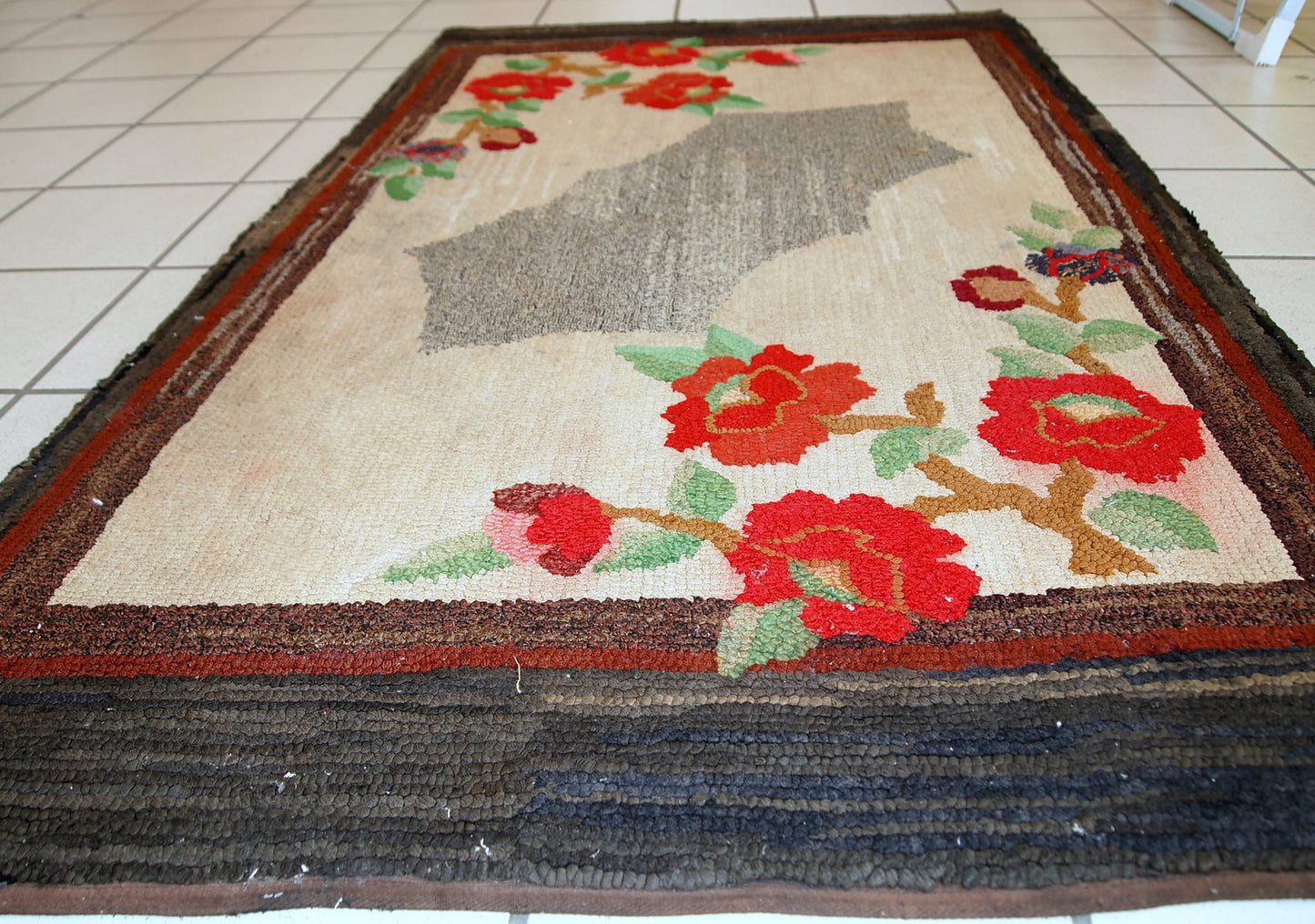Handmade antique American Hooked rug