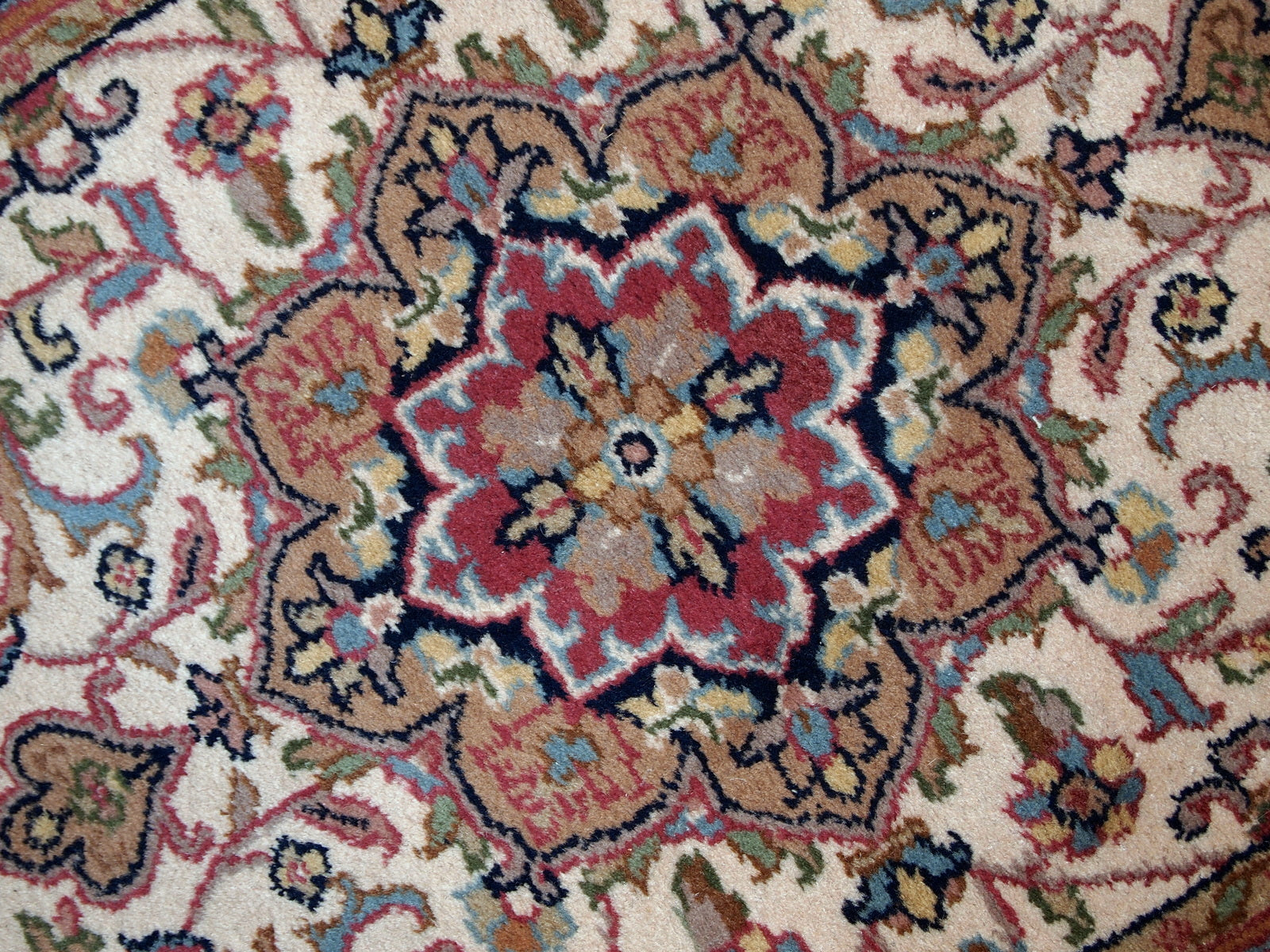 Handmade vintage Indo-Tabriz rug, 1970s