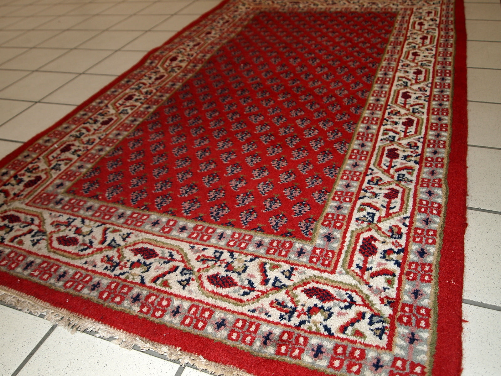 Handmade vintage indo-Seraband rug 1970s