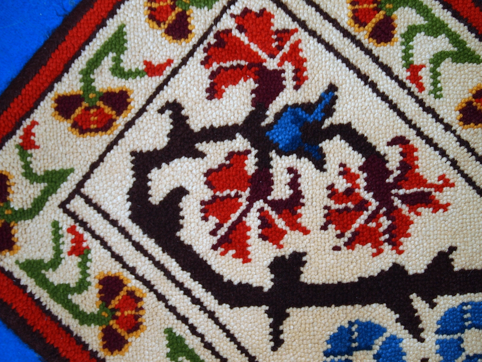 Vintage French Savonnerie rug in original good condition. The rug is from the end of 20th century. It is machine made rug in wool.