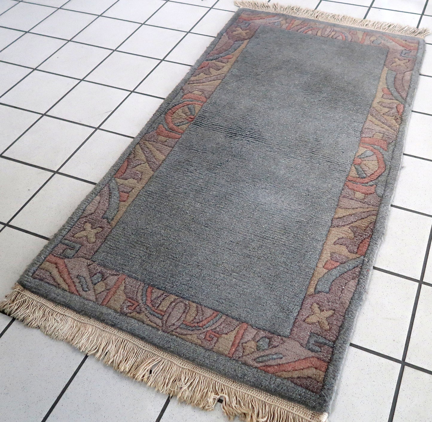 Handmade vintage Tibetan Khaden rug 2.4' x 4.4' (75cm x 136cm) 1970s - 1C822