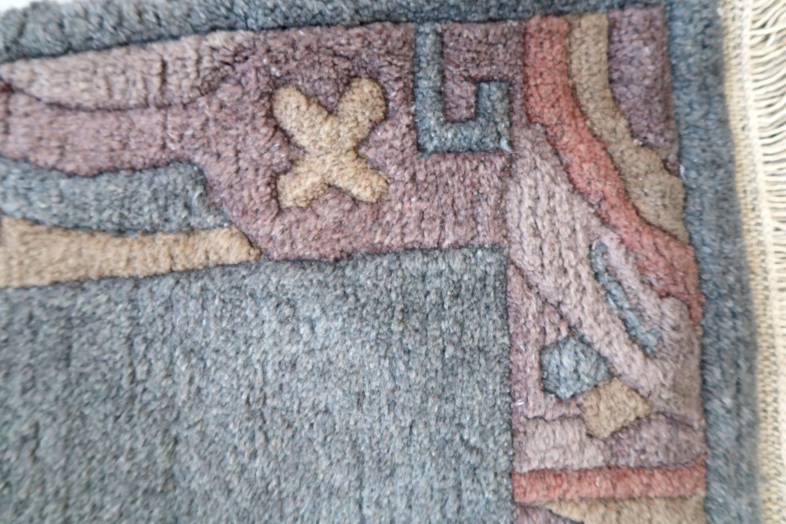 Handmade vintage Tibetan Khaden rug in original good condition. The rug has been made in Nepal, it is from circa1970s.