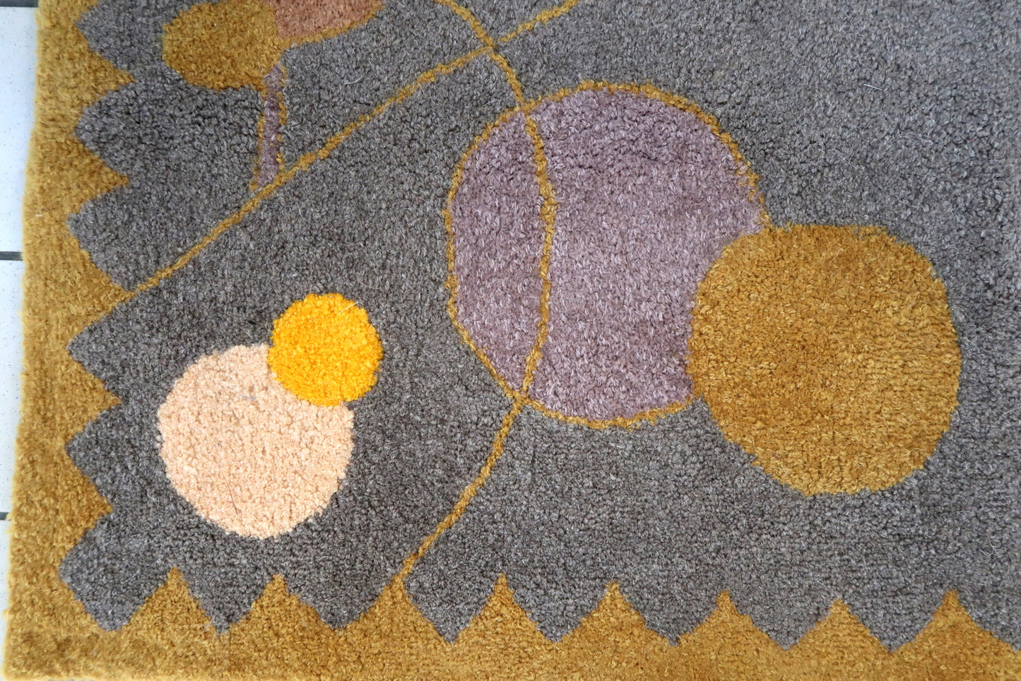 Handmade contemporary French Hooked rug made by One Royal Art, collection 2021. This rug is one of a kind made in France.