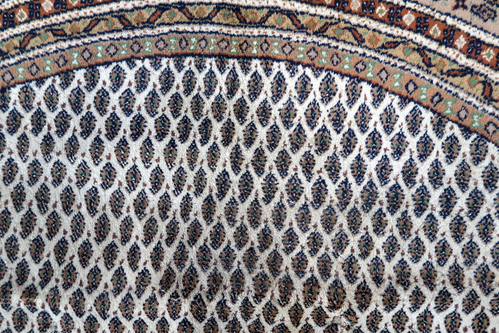 Handmade vintage Indian Seraband rug 1970s