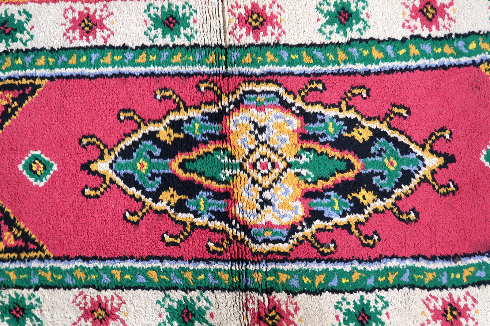 Vintage French Savonnerie rug in bright pink color. The rug has been made in wool in the end of 20th century. It is in original good condition.