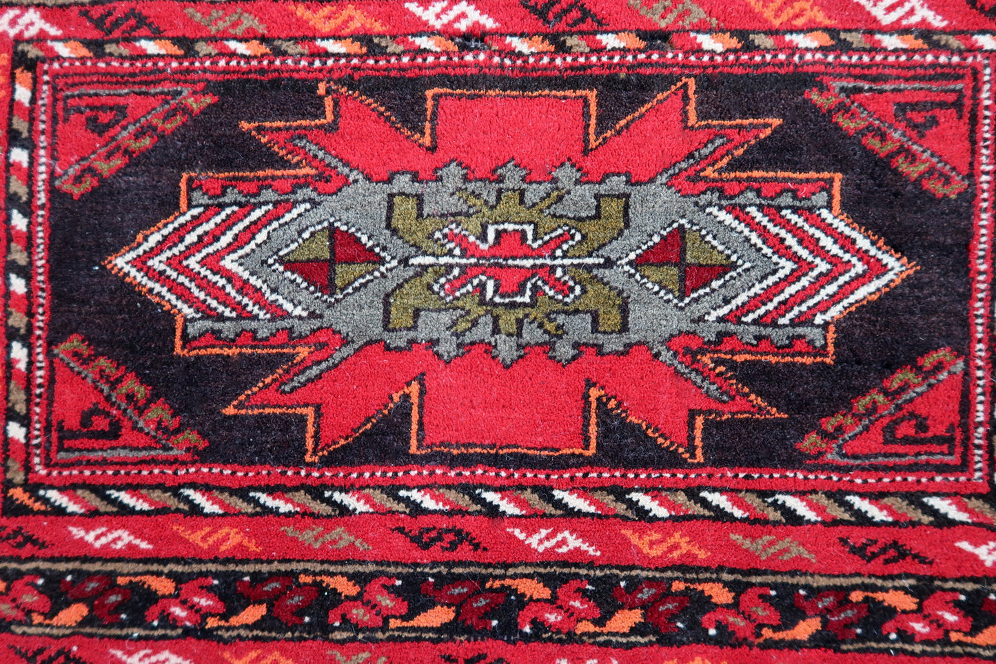 Handmade vintage Middle Eastern salt bag in bright colors. The rug is from the end of 20th century in original good condition. The size including kilim is 1.6' x 2.5' (50cm x 80cm). The bag is opened up, we can stitch it back by request.