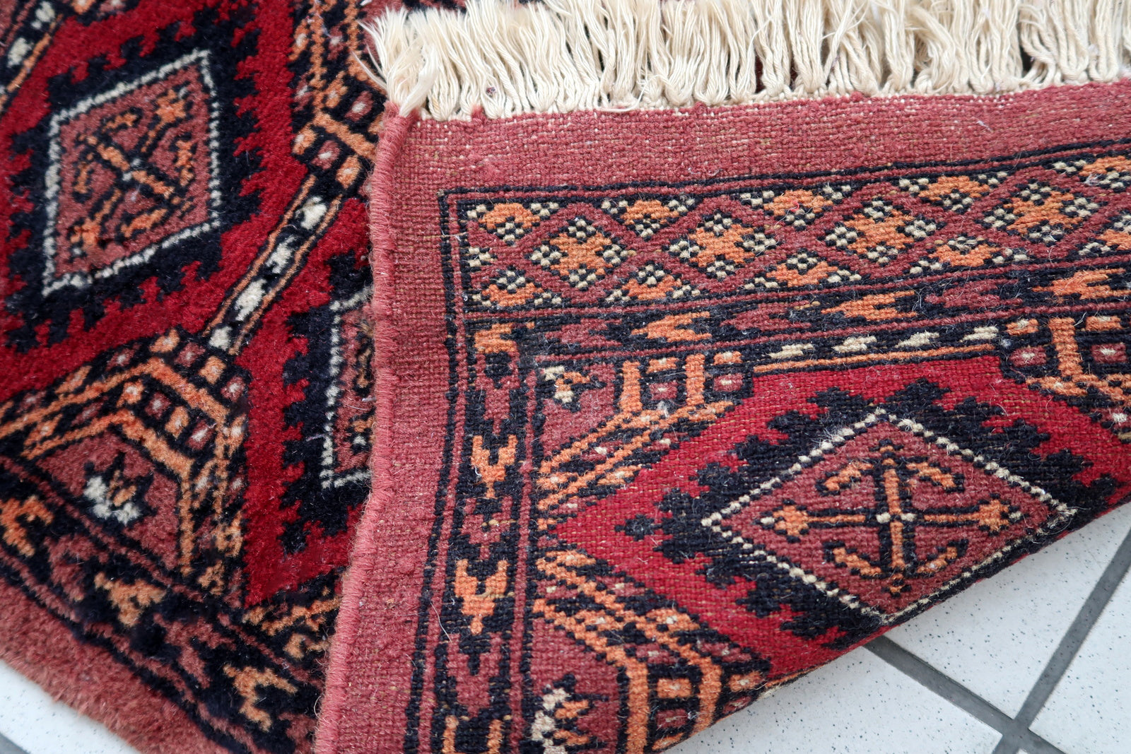Handmade vintage Pakistani Lahore mat 1970s