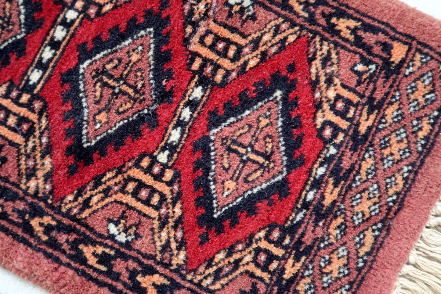 Handmade vintage Pakistani Lahore mat 1970s