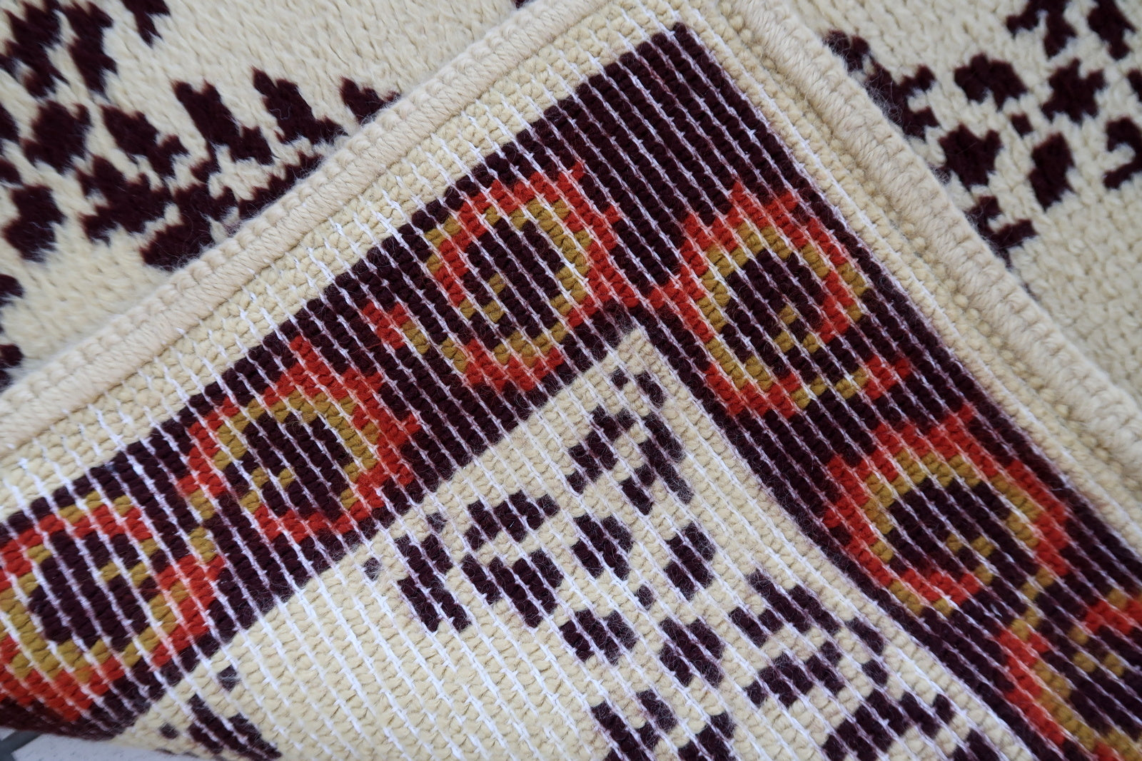 Vintage French Savonnerie rug in bright pink color. The rug has been made in wool in the end of 20th century. It is in original good condition.