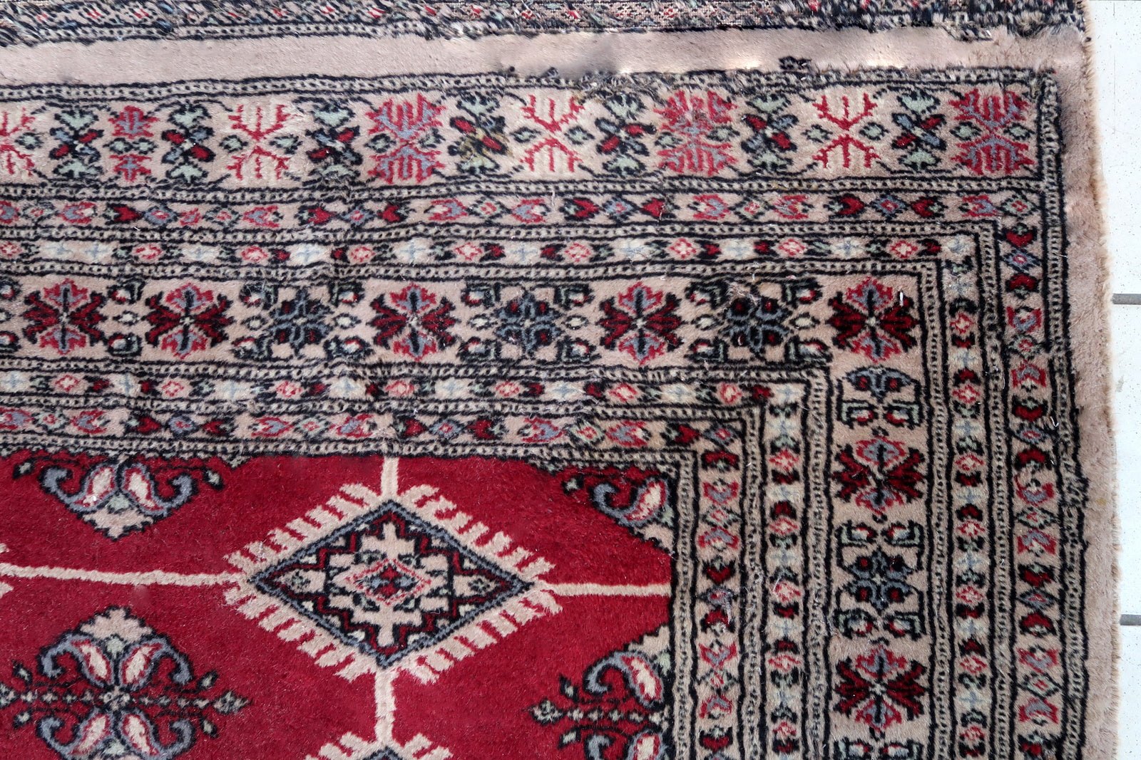 Handmade vintage Uzbek Bukhara rug 1960s
