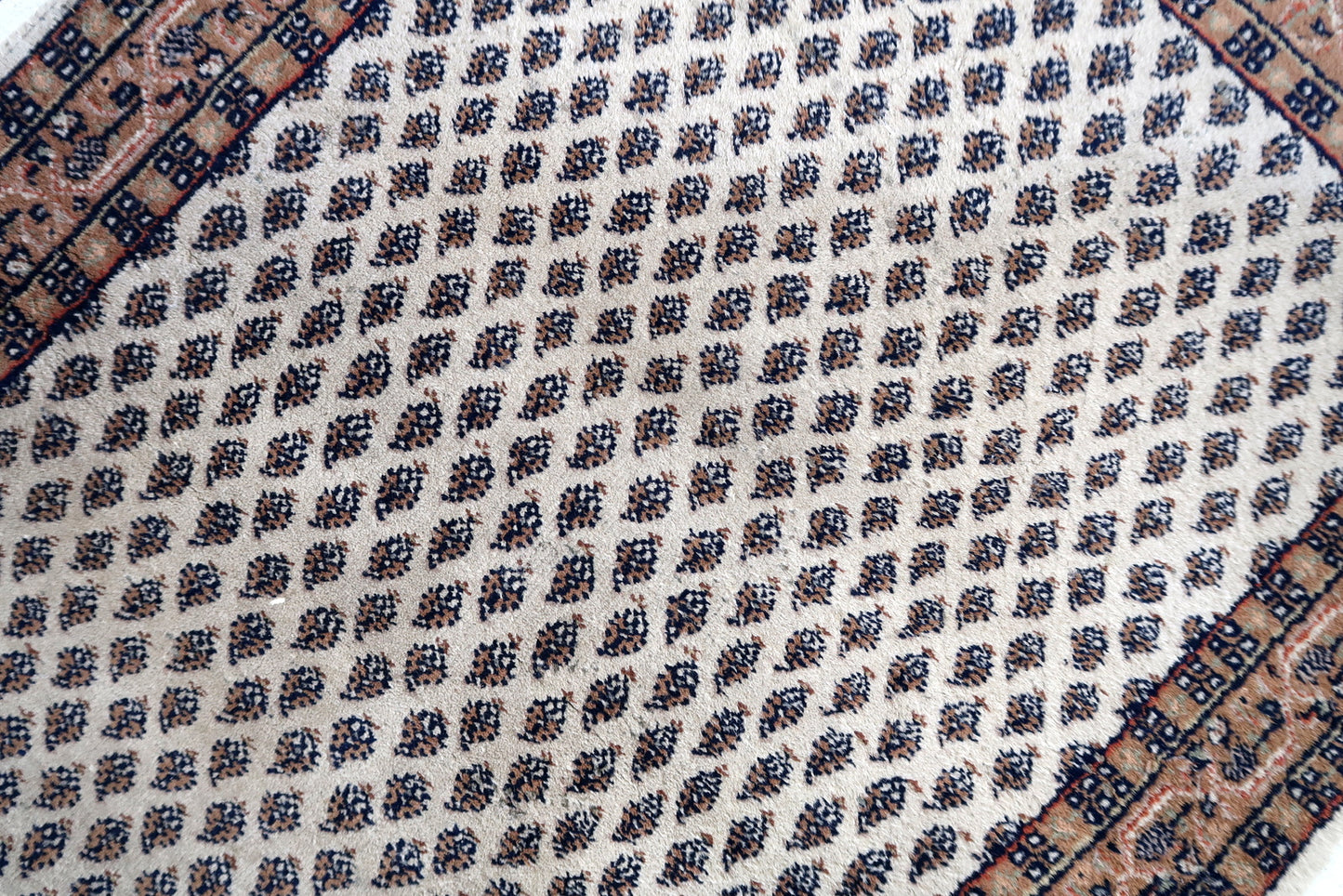 Handmade vintage Indian Seraband rug 1970s