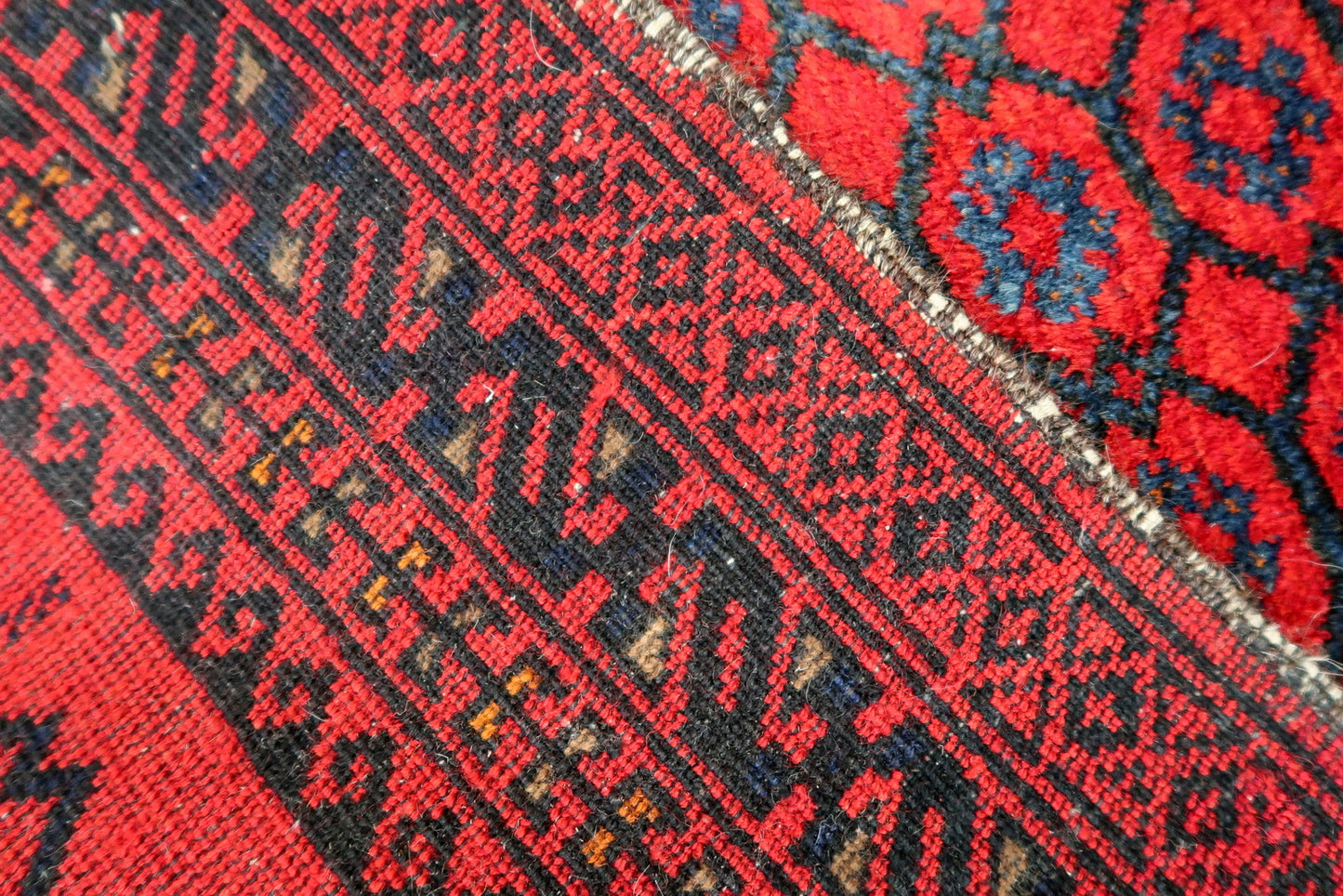 Handmade vintage Afghan Baluch prayer rug 3.1' x 4.5' (96cm x 140cm) 1950s - 1C902