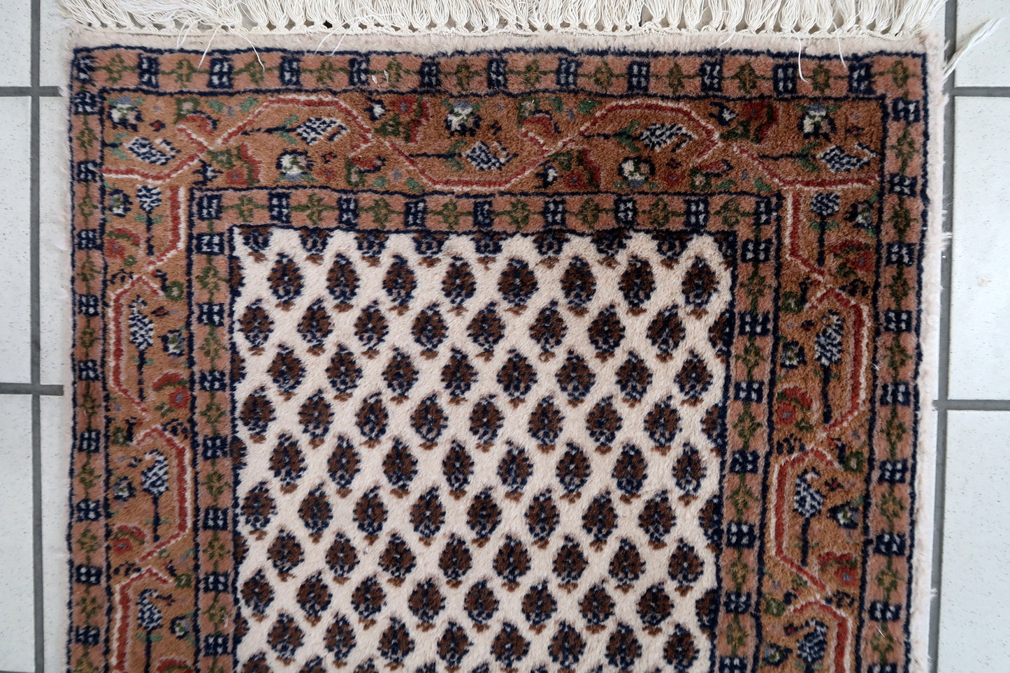 Handmade vintage Indian Seraband rug 1970s