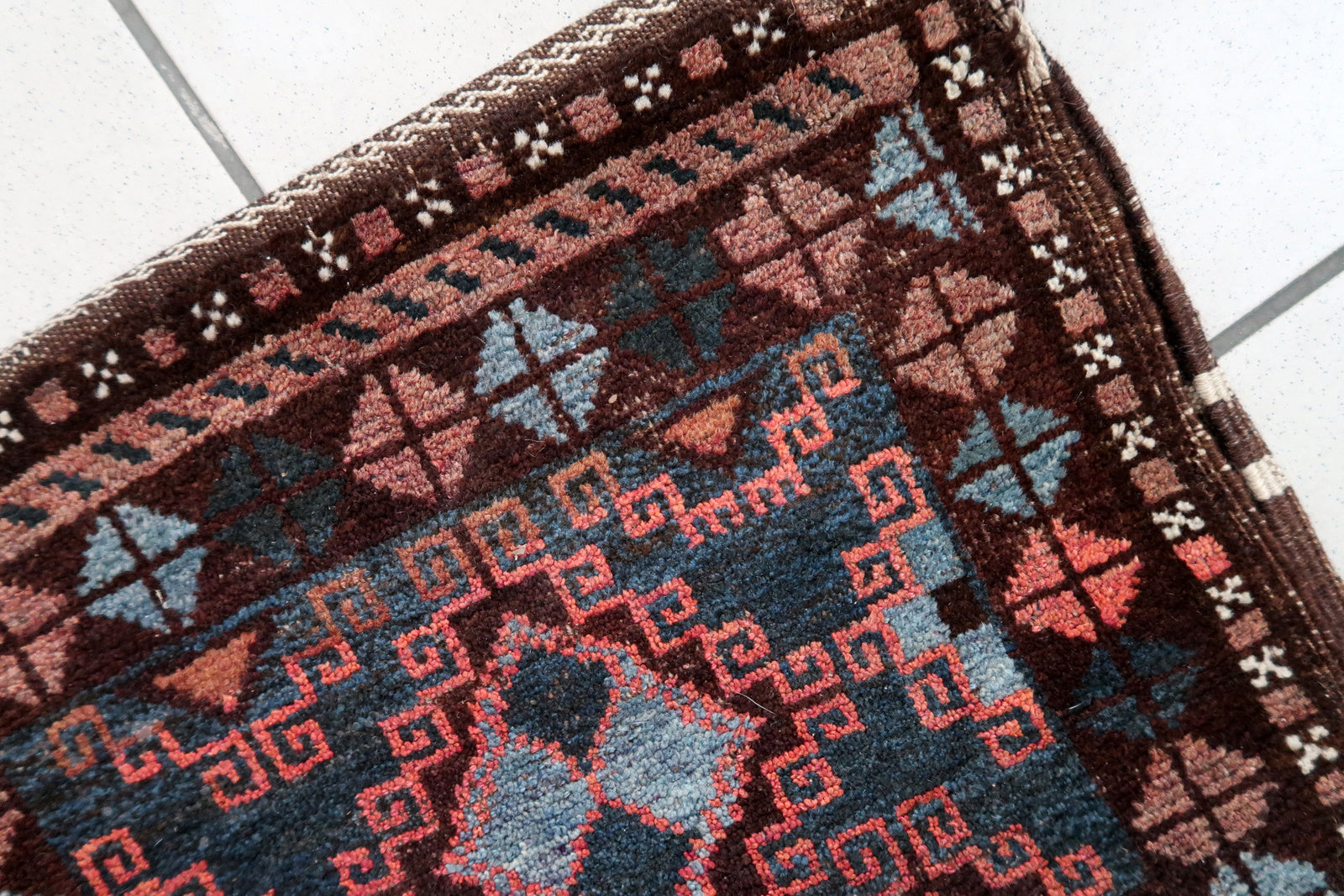 Handmade collectible antique Afghan Baluch saddle bag 1900s