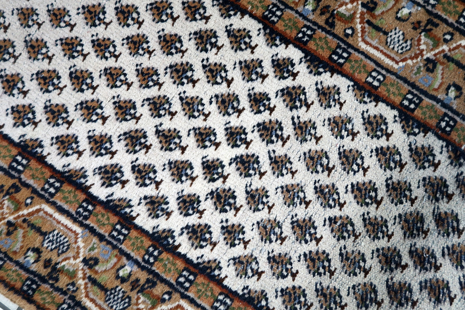 Handmade vintage Indian Seraband runner 1970s