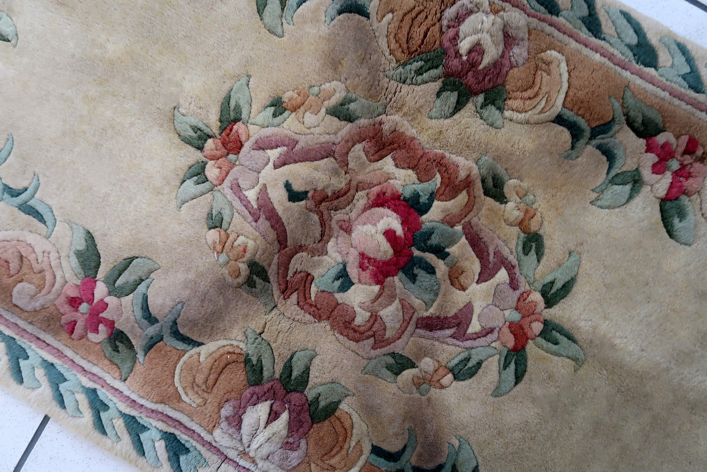 Hand made vintage Art Deco Chinese rug 1960s