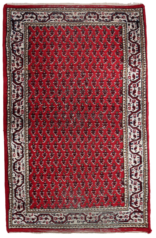 Handmade vintage Indian Seraband rug 1970s