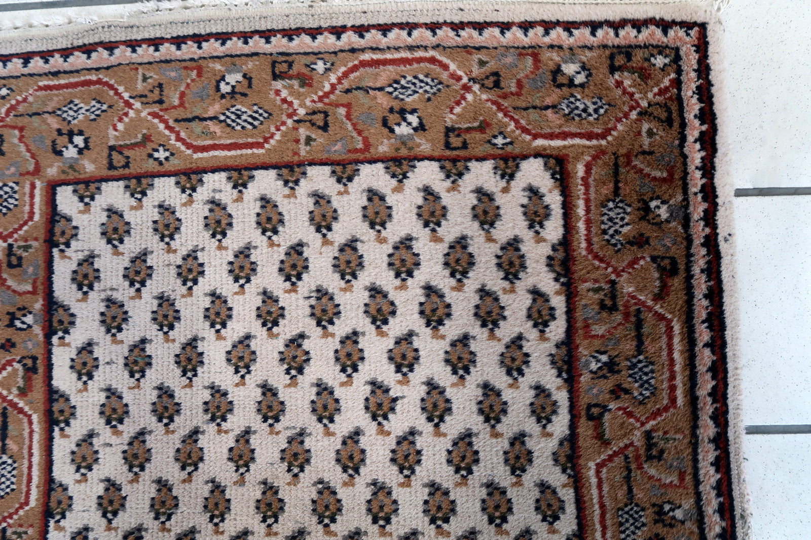 Handmade vintage Indian Seraband  1970s