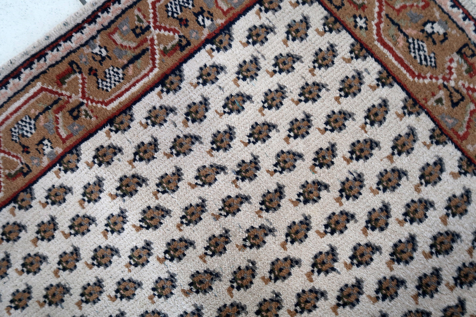 Handmade vintage Indian Seraband  1970s